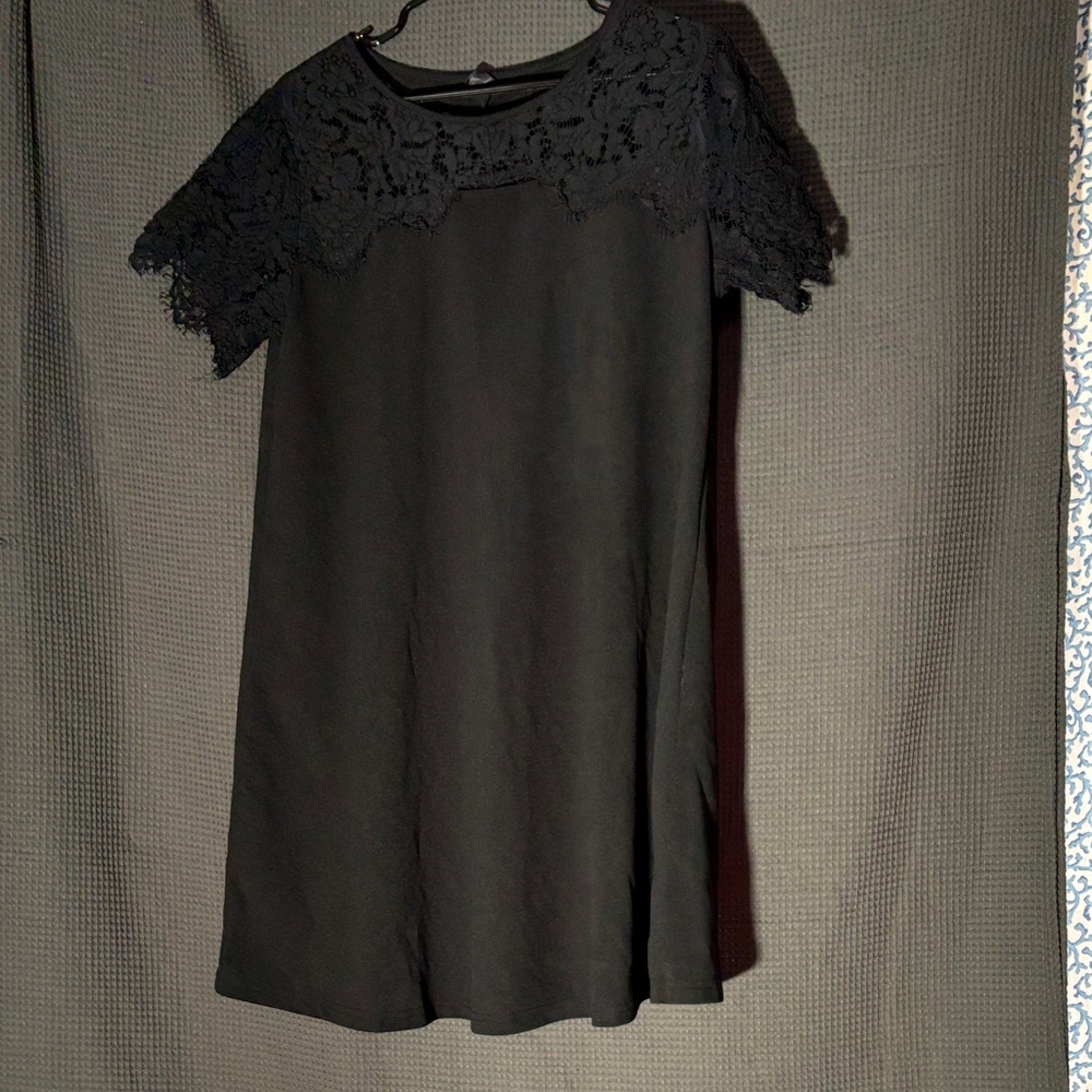 Black Lace Sleeve Dress